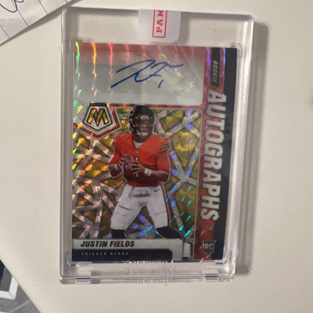 Justin Fields Rookie auto red and yellow mosaic